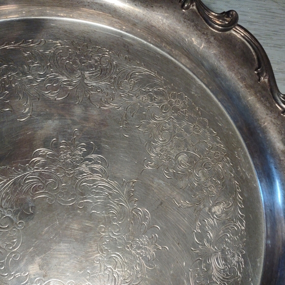 Webster Wilcox Silverplate Footed Joanne Pattern Round Serving Platter 7271 12" - Picture 3 of 4